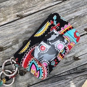 Vera Bradley zip ID case with lanyard🌸🌻